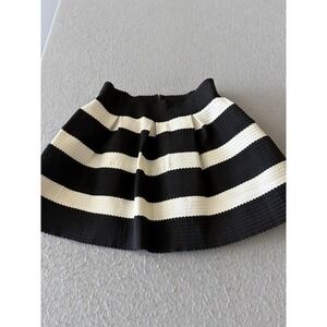 S Style Skirt Womens Large Black White Striped Knit Pleated Skater Mini Zip Back